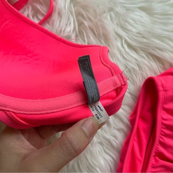 Aerie ruffle bikini set size 36D bra and L bottom tie hot pink with white trim - Picture 6 of 13